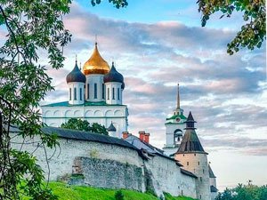 Volta dourada de cidades na Russia